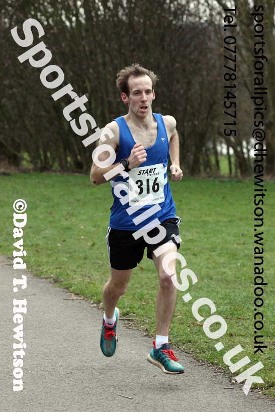 Senior men and veterans over-40s Royal Signals NECC Rod Relays, Hetton Lyons Park, Hetton-le-Hole. Photo: David T. Hewitson/Sports for All Pics